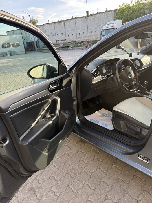 VW Jetta  mk7 2018 рік