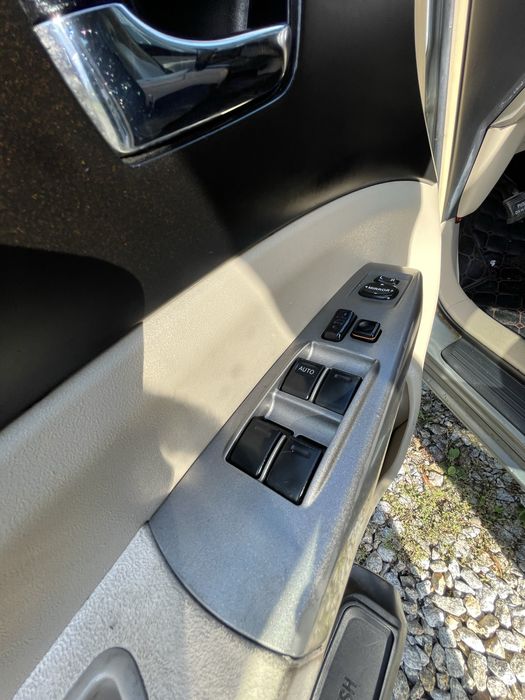 Toyota Prius 1.5b//77 KM//HYBRYDA// AUTOMAT//opłaty
