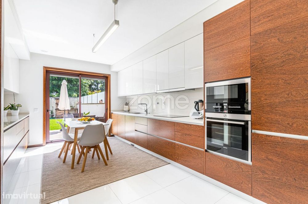 Moradia T5 em Palmeira, Braga