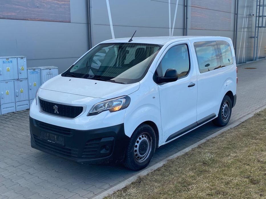 Peugeot Expert Traveller*HDI 120 KM*5 Osób*Rejestracja 8 Osób*Klima*Hak*Serwisowany