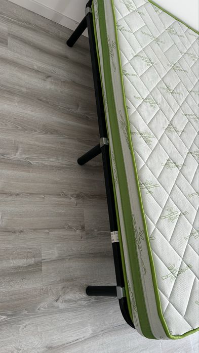 Estrado/Sommier + colchão