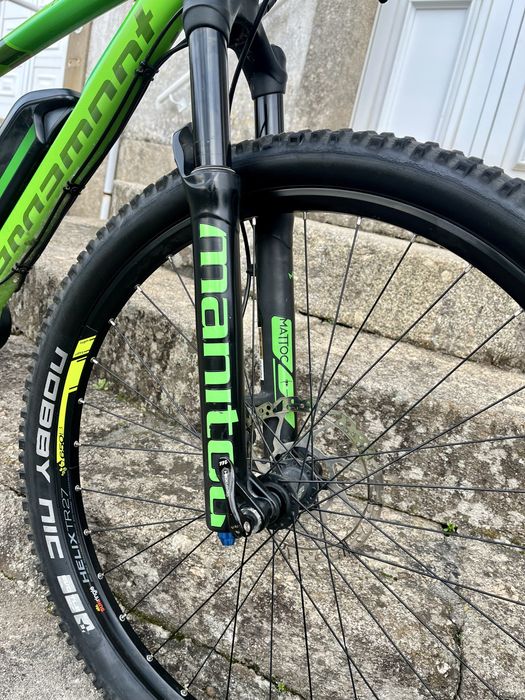 Bicicleta elétrica BTT