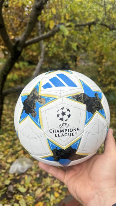 мяч  адідас розмір 5  UEFA Champions League