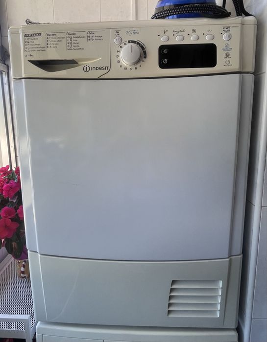 Secadora Indesit 8kg – Avariada (possível problema na correia) – Melhor Oferta