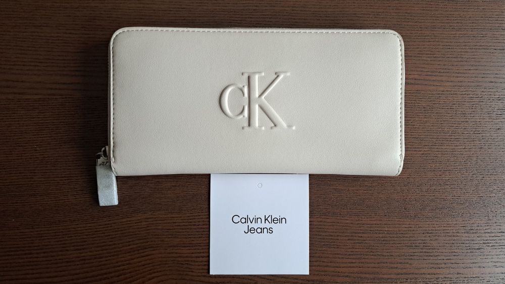 Damski portfel Calvin Klein