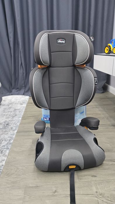 Автокрісло дитяче Chicco KidFit