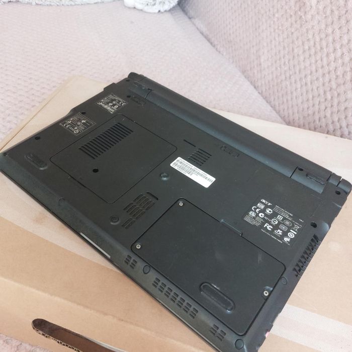 Laptop Acer Aspire 3810TZ