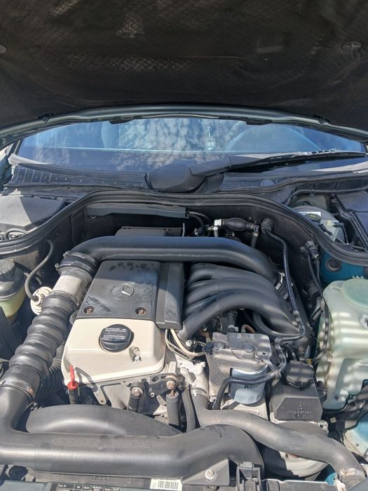 Mercedes bom estado