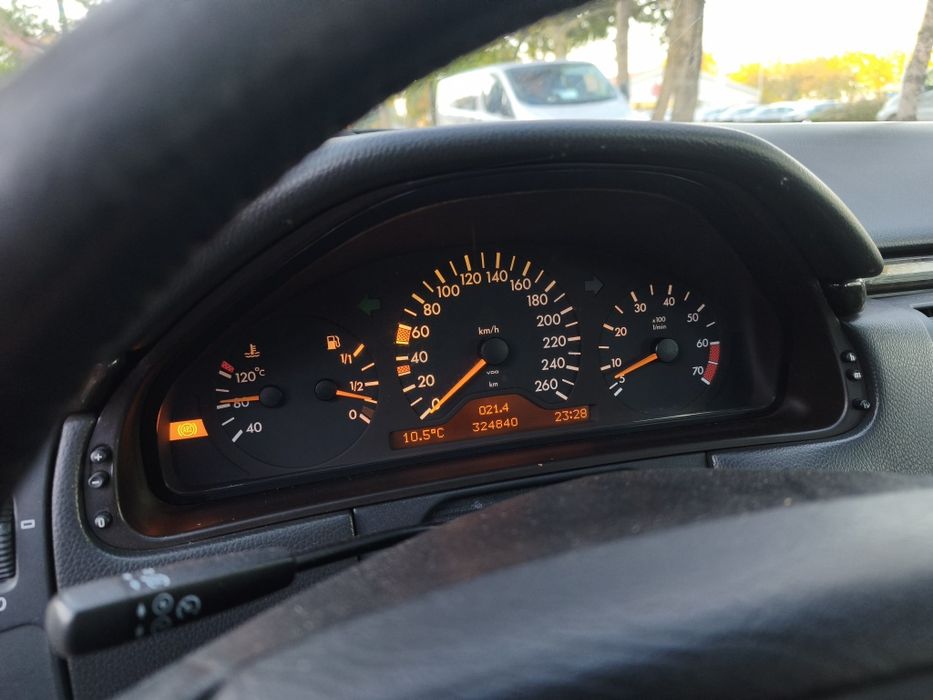 Mercedes w 210 4.2V8 1996r.