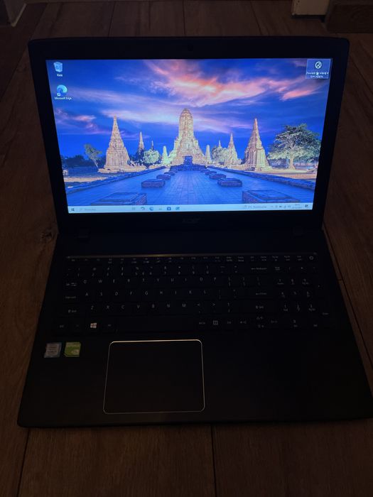 Laptop Acer Aspire E5-575G