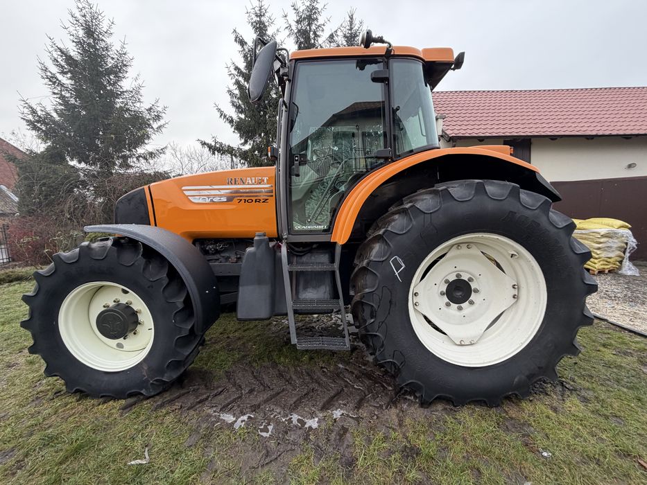 Renault Ares 710 RZ TUZ Klima