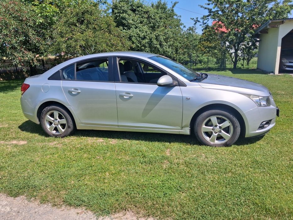 Chevrolet Cruze 1.6 benzyna