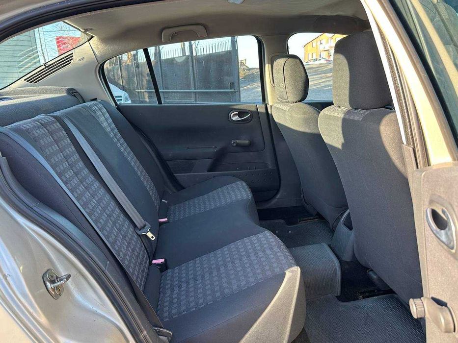 Renault Megane 2006 1.4 Бензин МКПП