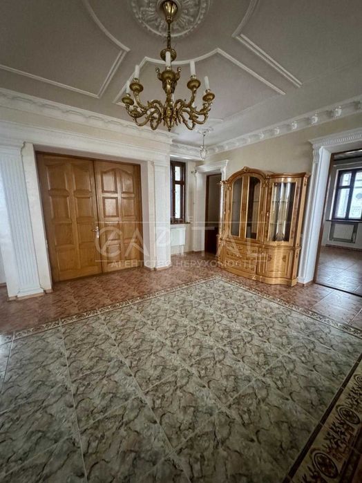 ПРОДАЖ/Капітальний маєток в селищі Глеваха/Київ/Пансіонат