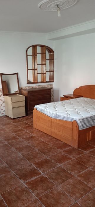 Almada T1 mobilado e equipado.