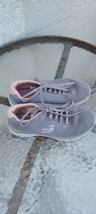Ténis Skechers Menina 33