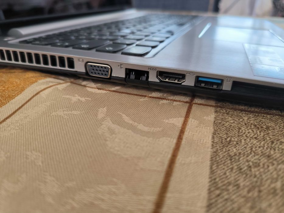 Lenovo Ideapad Z500 Touch - i5