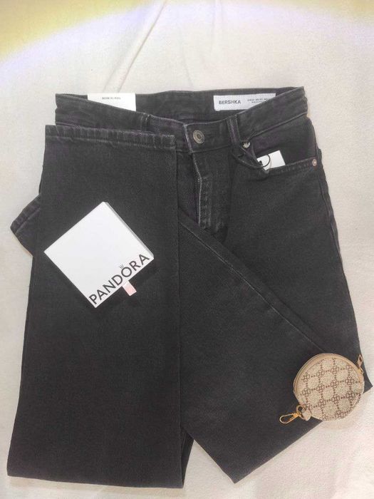 Джинси жіночі Bershka MOM Бершка,  EU 34 р-р.Нові.з ярличком. з Польщі
