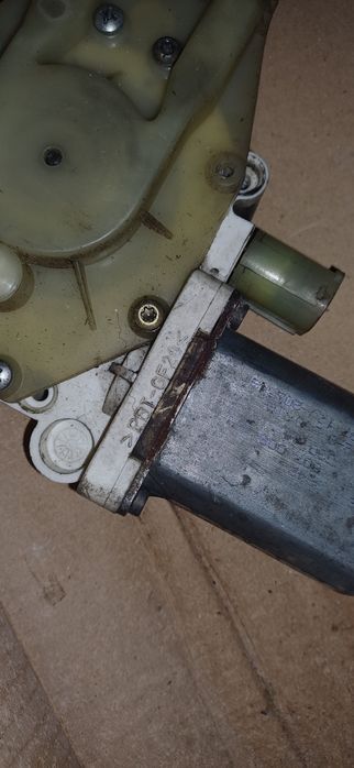 Motor vidro BMW E39 (traseiro direito)