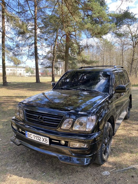 Lexus LX 470 2004 газ/бензин
