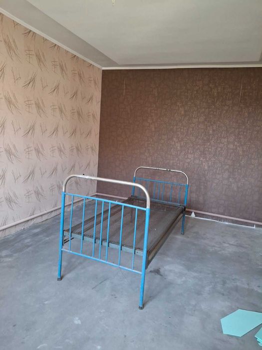 (13) Продам новий 2-поверховий будинок в с. Барабой