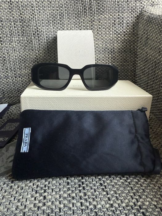 PRADA okulary przeciwsłoneczne