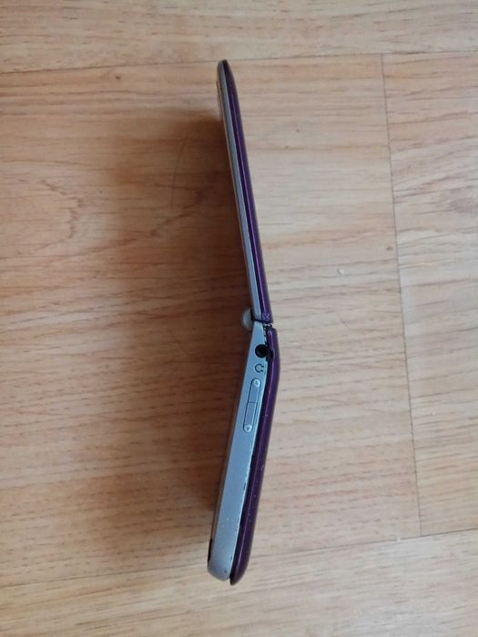 У гарному стані якісний телефон Nokia Nokia 3710 fold жабка