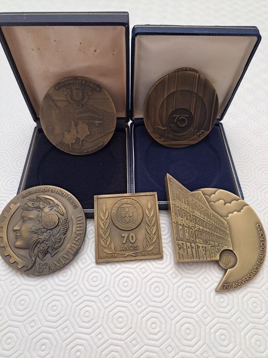 Medalhas do Banco Pinto e Sotto Mayor,  Leiria , Porto, S. Mamede.
