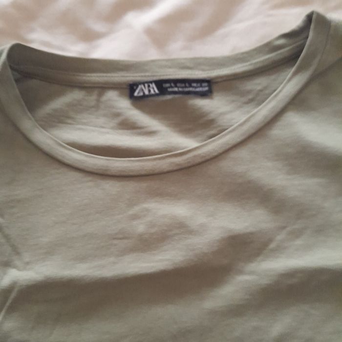 T shirt verde da Zara