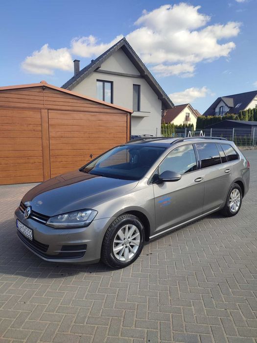 vw golf VII 2016 rok Benzyna Nowe opony lato zima Salon Polska