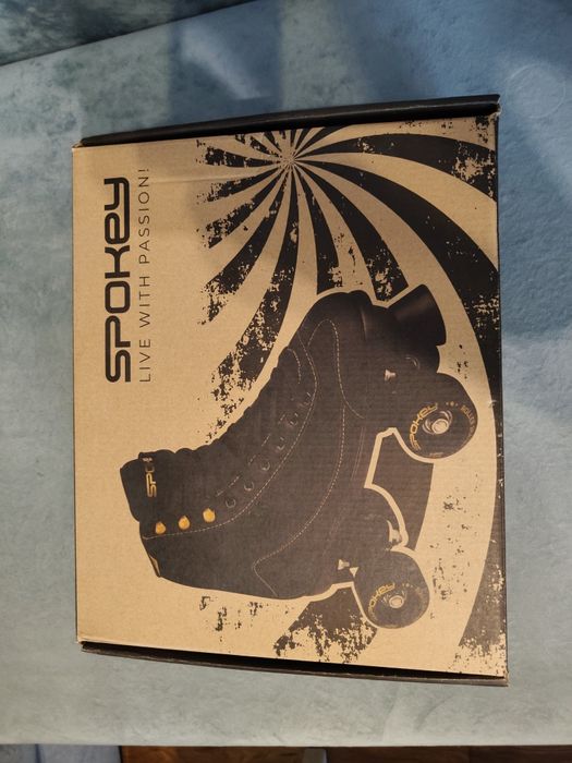 Wrotki rozmiar 40 Spokey plus ochraniacze