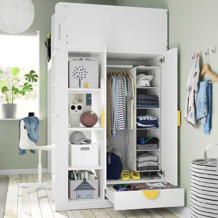 Cama Beliche com secretária e estante Ikea (SMÅSTAD)