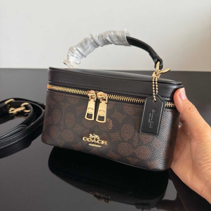 Сумка Coach бочонок шкіряна — zdjęcie 3