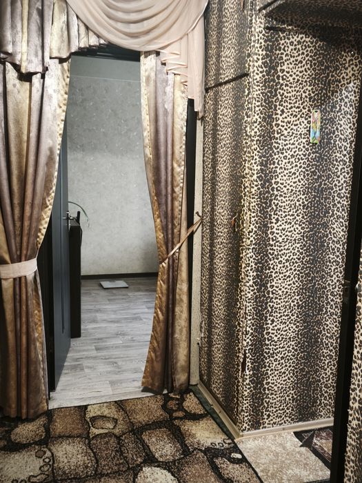 Продам 2х.к  кв 5/5эт дома в центре