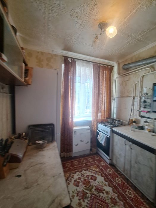 Продам 3 кімнатну квартиру на Корабельній