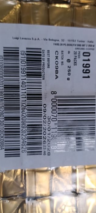 Lavazza Oro mielona 250g długa data ważności.