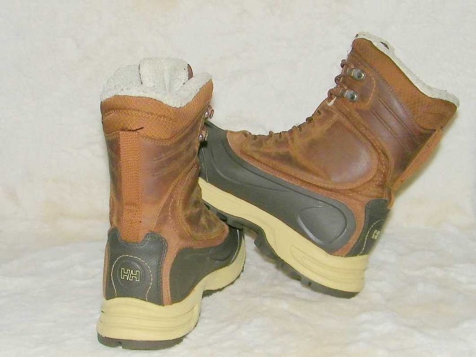 HELLY HANSEN - Wspaniałe Śniegowce - rozm. 38 - IDEALNE !!!