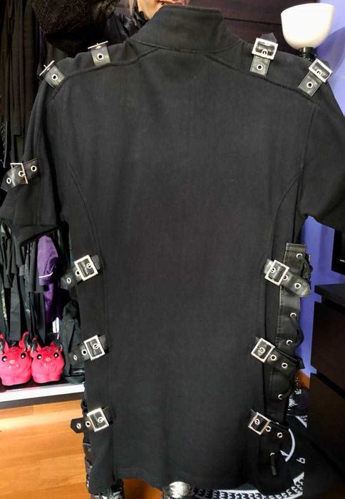 Top Gótico Preto para Homem