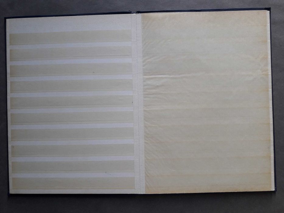 Set of 3 Classifiers, 16 Pages64739780330242124