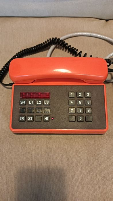 Telefone vintage laranja