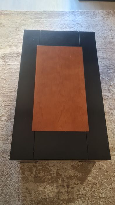 Mesa de centro de sala em bom estado