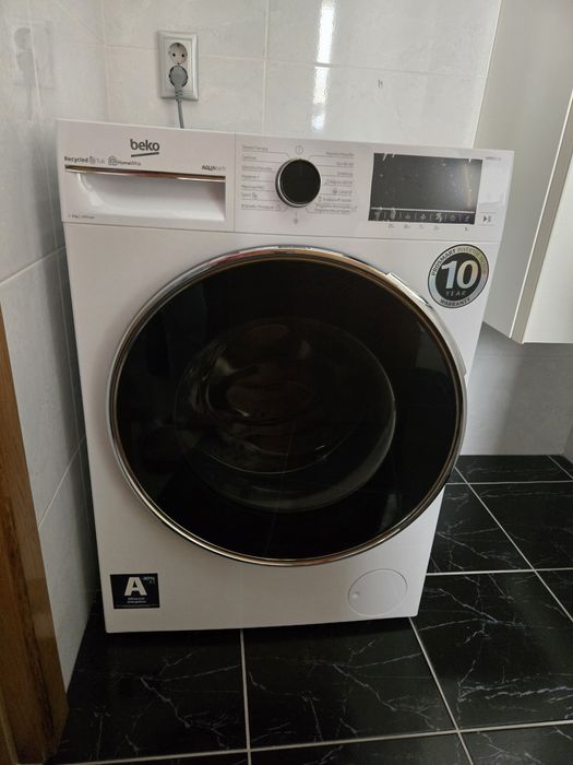 Máquina de Lavar Roupa Beko 9 kg AquaTech 1400 rpm – Excelente Estado