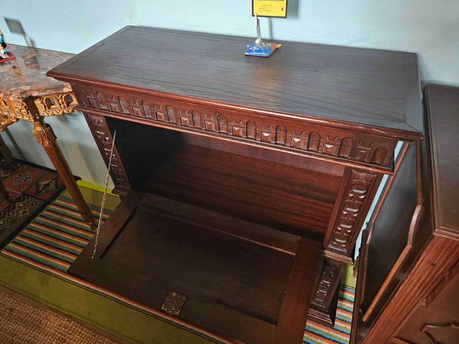 Móvel bar em madeira - óptimo estado geral