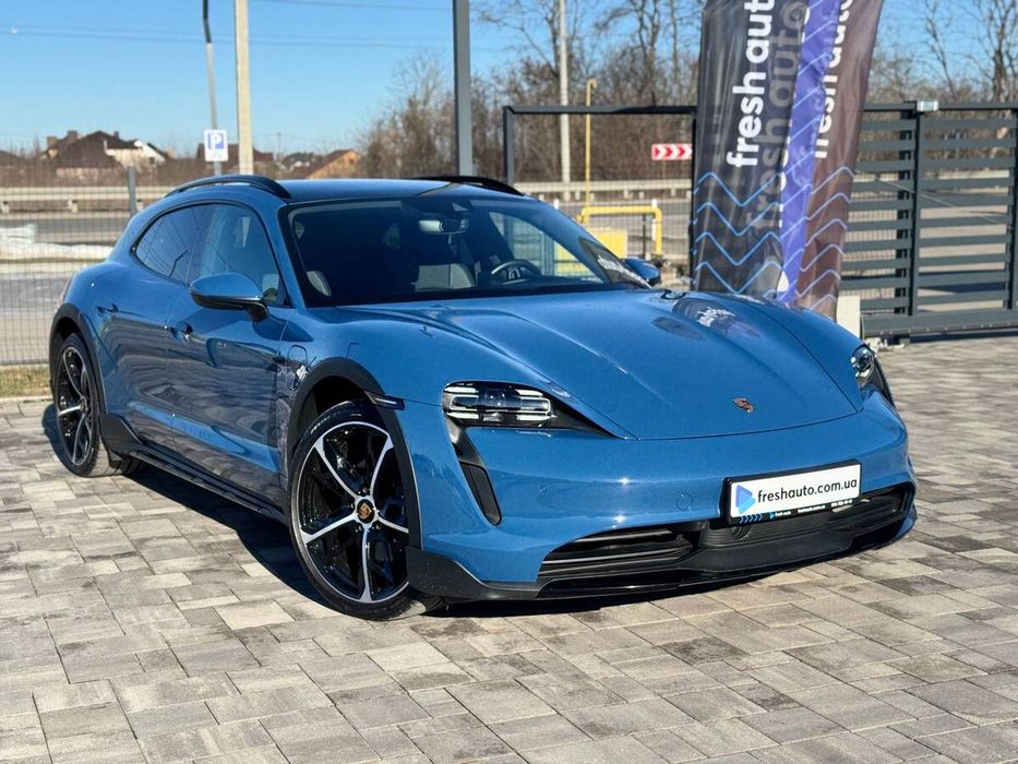 Porsche Taycan Cross Turismo 2023 freshauto