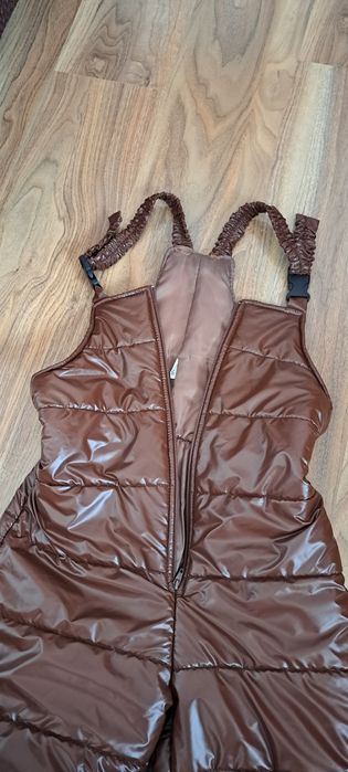 Spodnie sniegowce 140/146 regulowane szelki