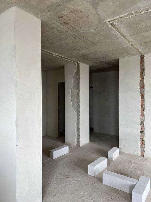 Продаж 2-кім готова до ремонту по вигідній ціні.