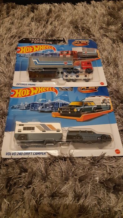 Hot Wheels Optimus Prime Volvo 240 Camper