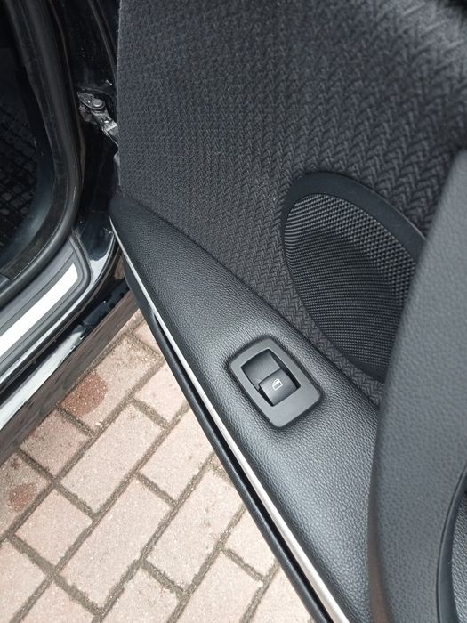 BMW 318d E91 140KM