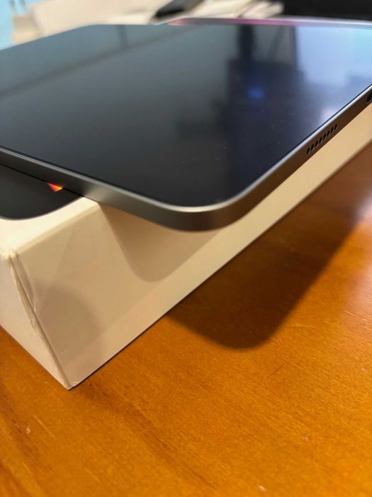 iPad Pro 11 Wi-Fi 128GB - 6ª Geração - Apple M2 - Como Novo