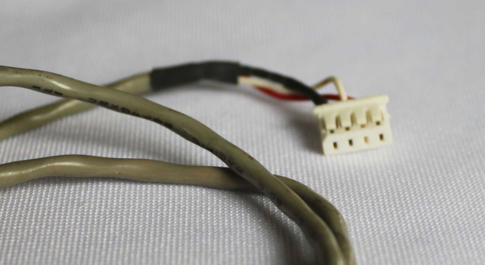 Kabel audio do komputera.